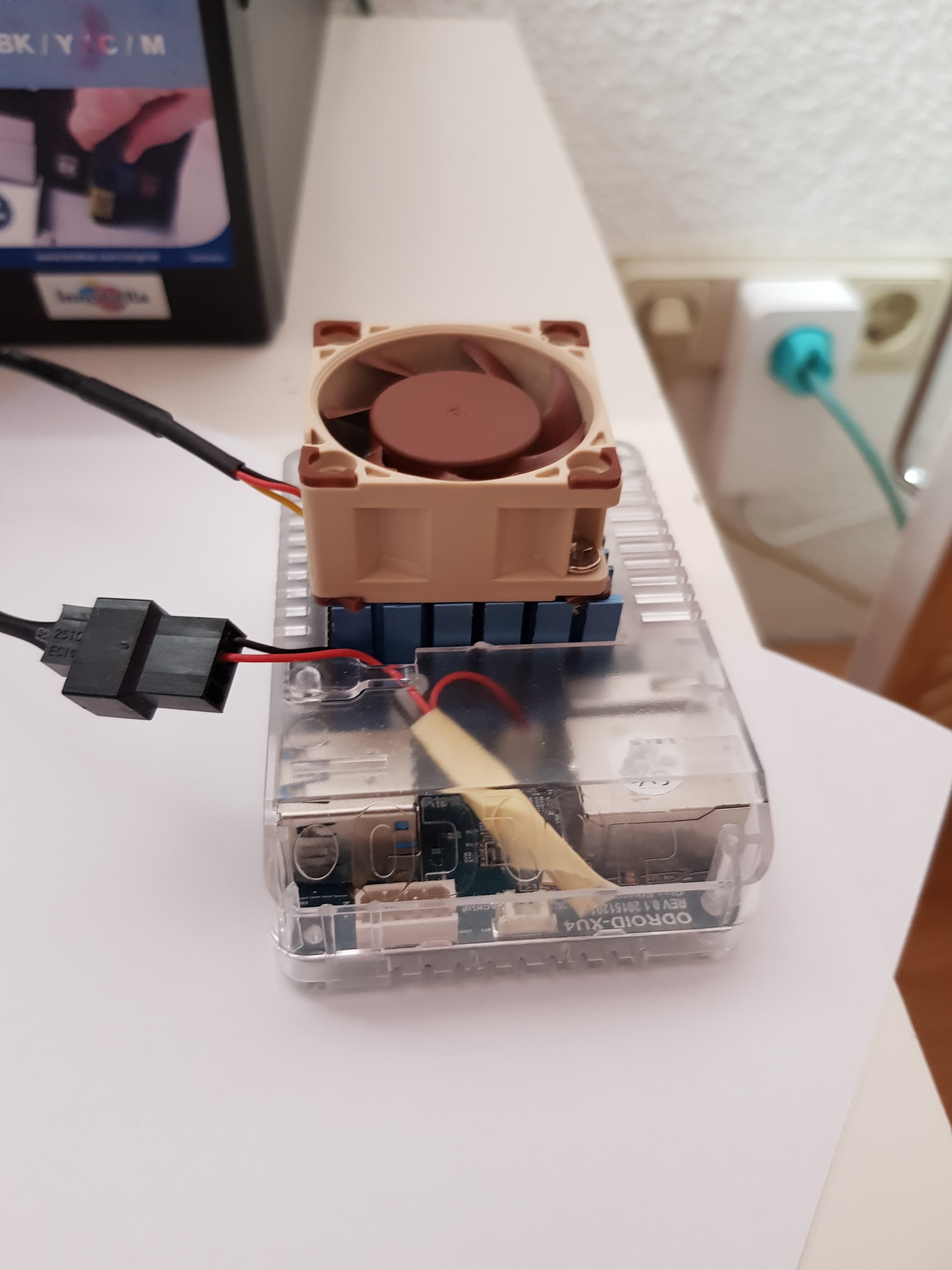 Verkabelung der Adapter-Kabel und dem oDroid XU4-Lüfter-Stecker